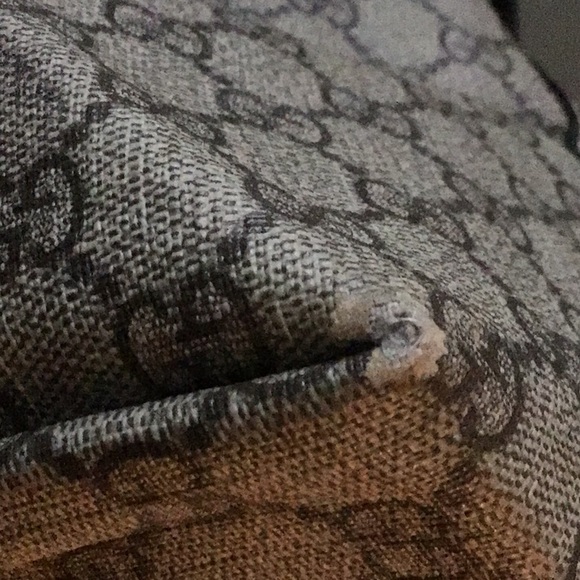 Authentic Gucci GG Supreme Joy Medium Tote - Picture 12 of 16